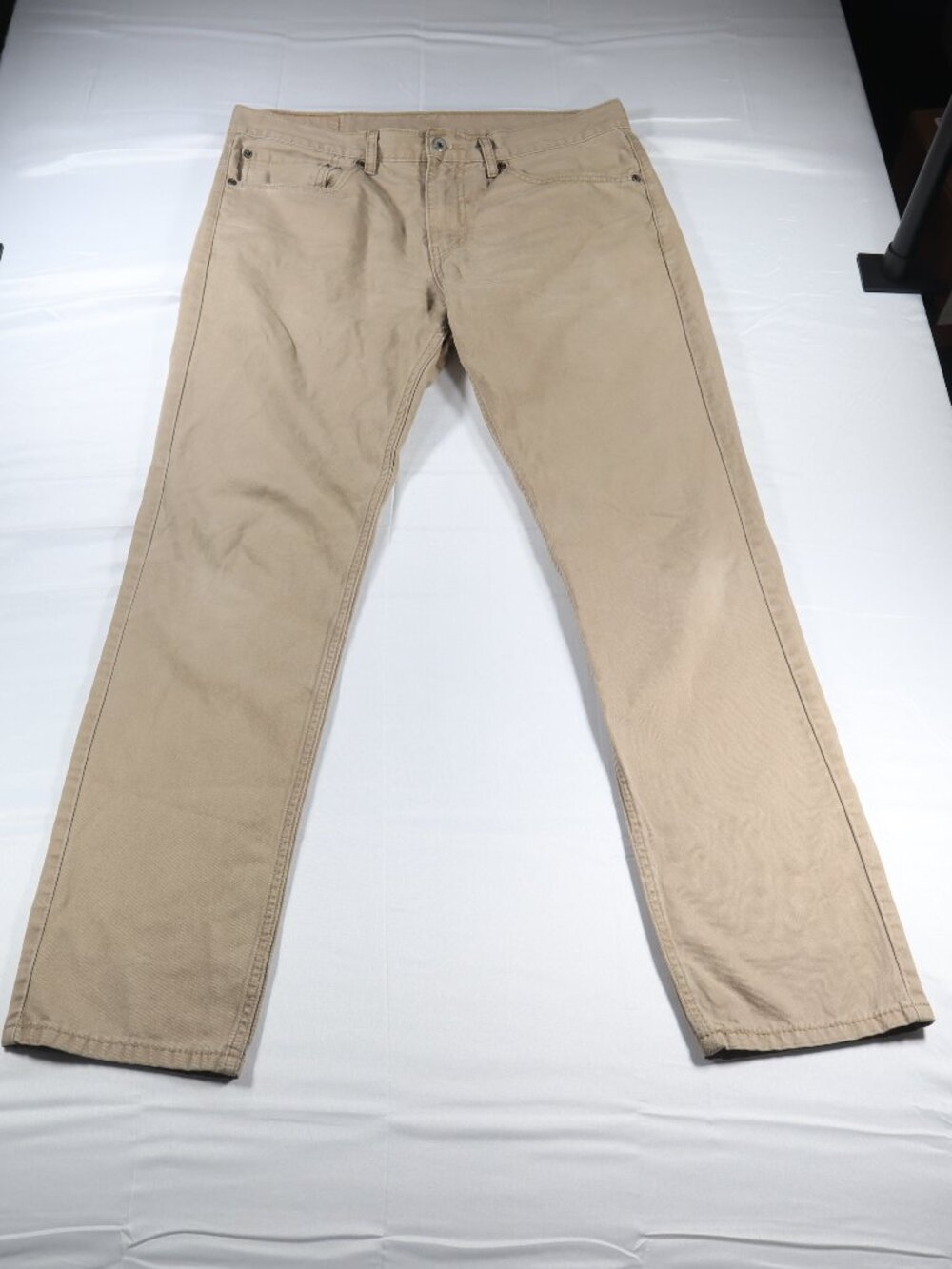 Levi’s 511 Slim Khaki Jeans Men’s 34x32 Tan 100% Cotton Summer Casual Pants